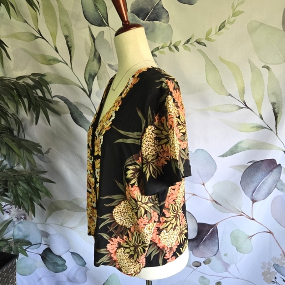 HILO HATTIE | Vintage Hawaiian Tee w/ Pineapple Print sz XL - Picture 7 of 7